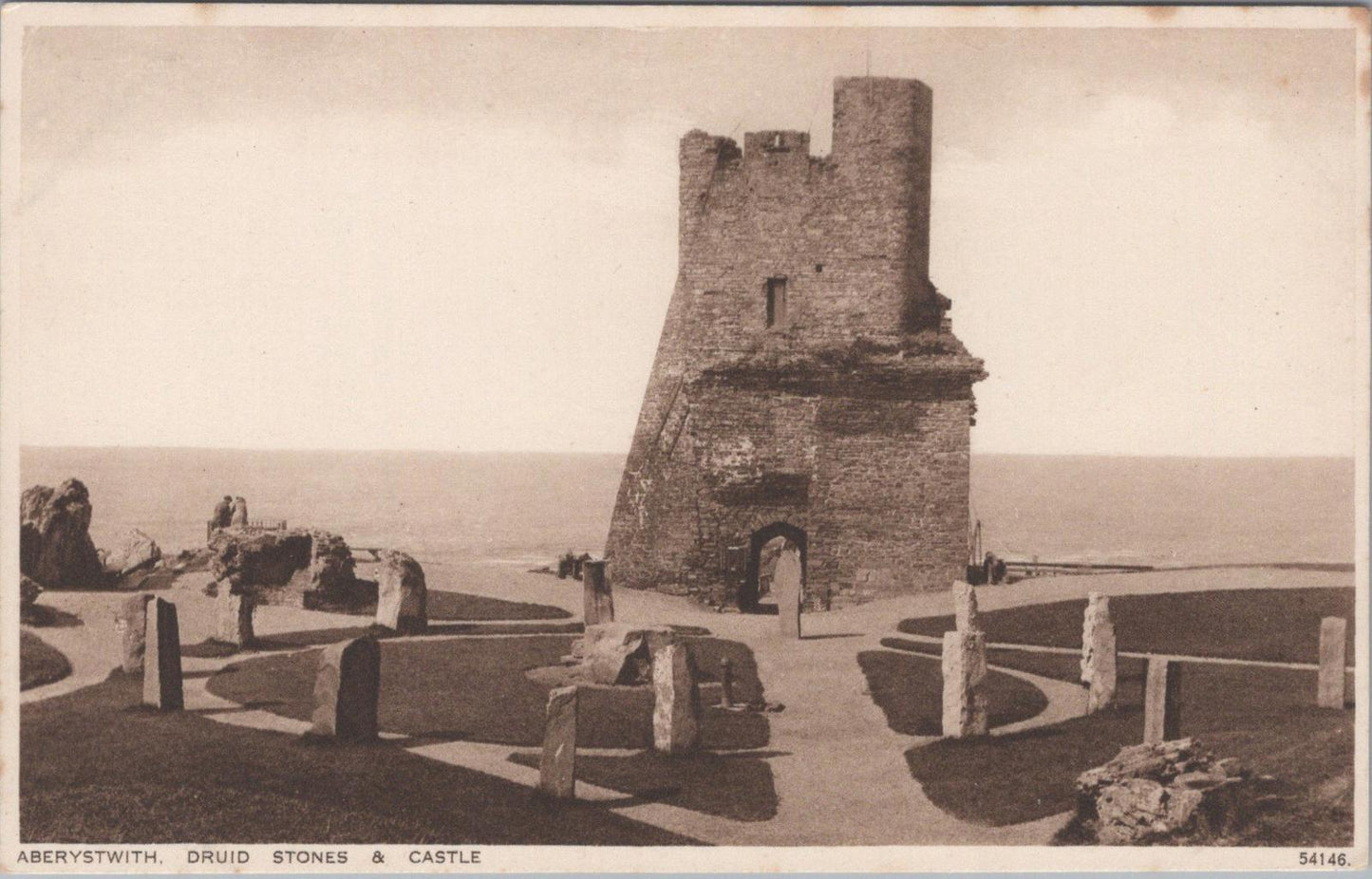 Wales Postcard - Aberystwyth Druid Stones and Castle, Cardiganshire   XT793