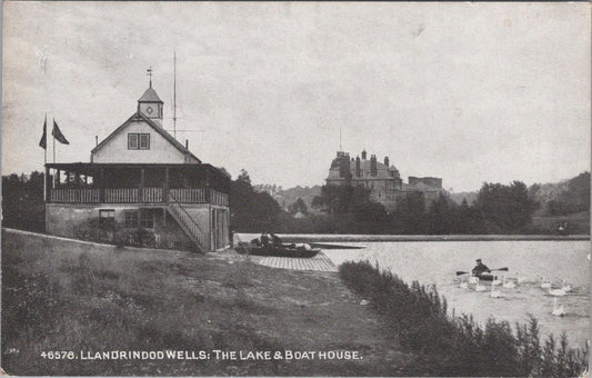 Wales Postcard - The Lake and Boat House Llandrindod Wells, Radnorshire  XT838