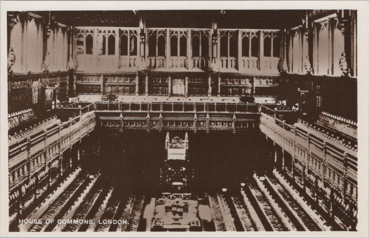Politics Postcard - The House of Commons, London    XT880