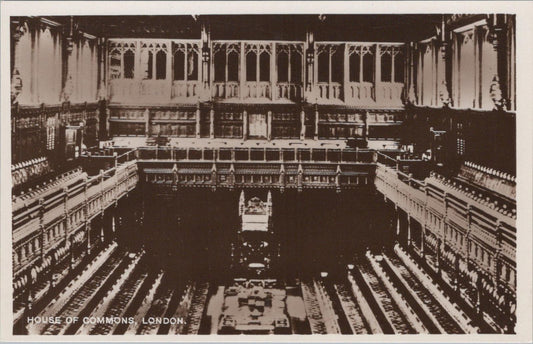 Politics Postcard - The House of Commons, London    XT880