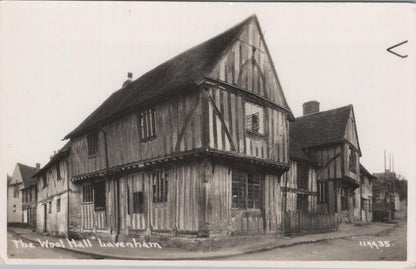 Suffolk Postcard - The Wool Hall in Lavenham. A 15th Century Building  XT884