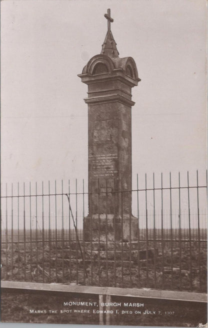 Lincolnshire Postcard - Monument, Burgh Marsh  XT254