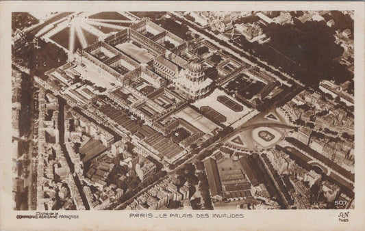 France Postcard - Aerial View of Paris, Le Paris Des Invalides  XT266