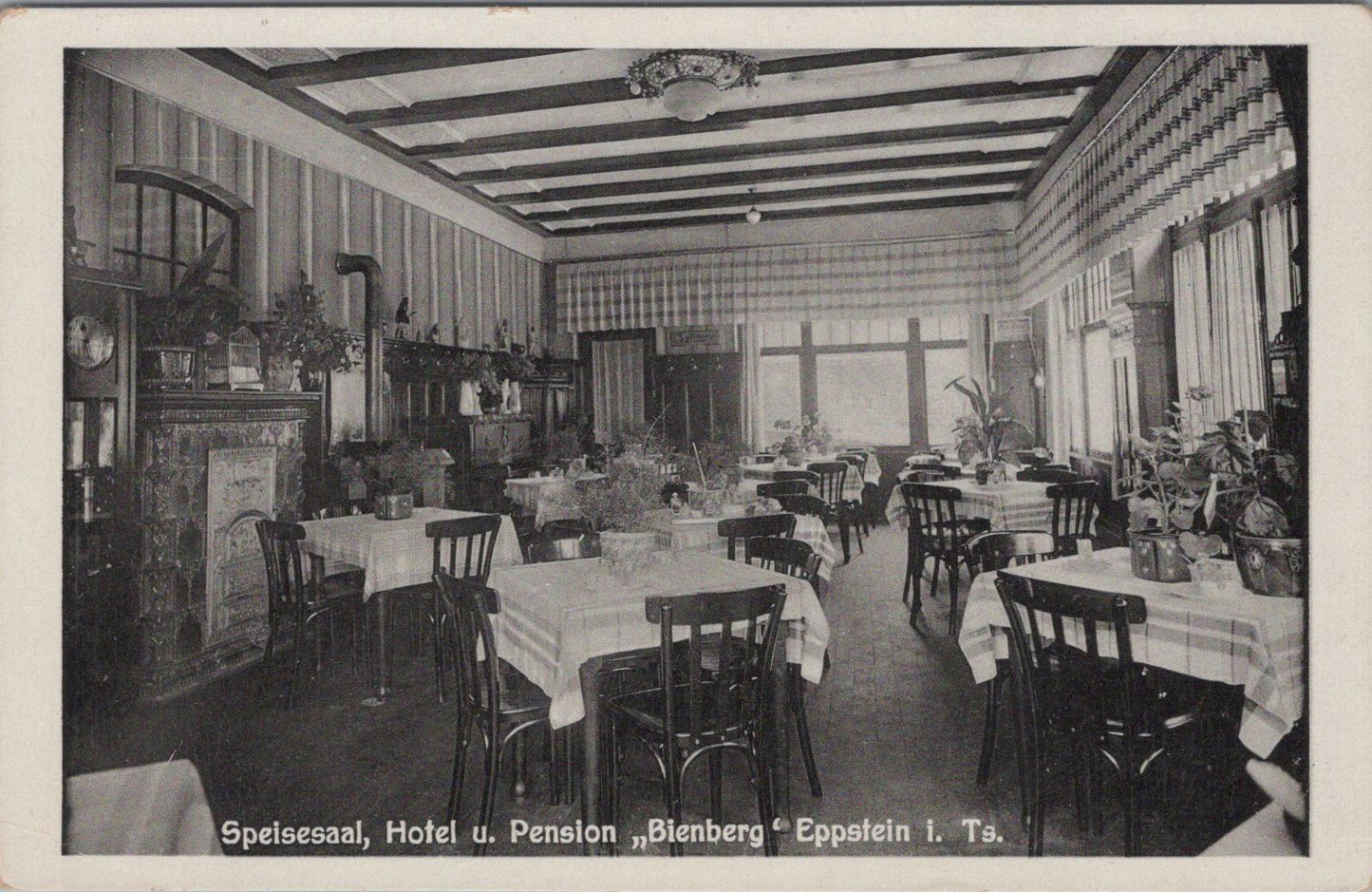 Germany Postcard - Speisesaal, Hotel u. Pension „Bienberg" Eppstein XT273