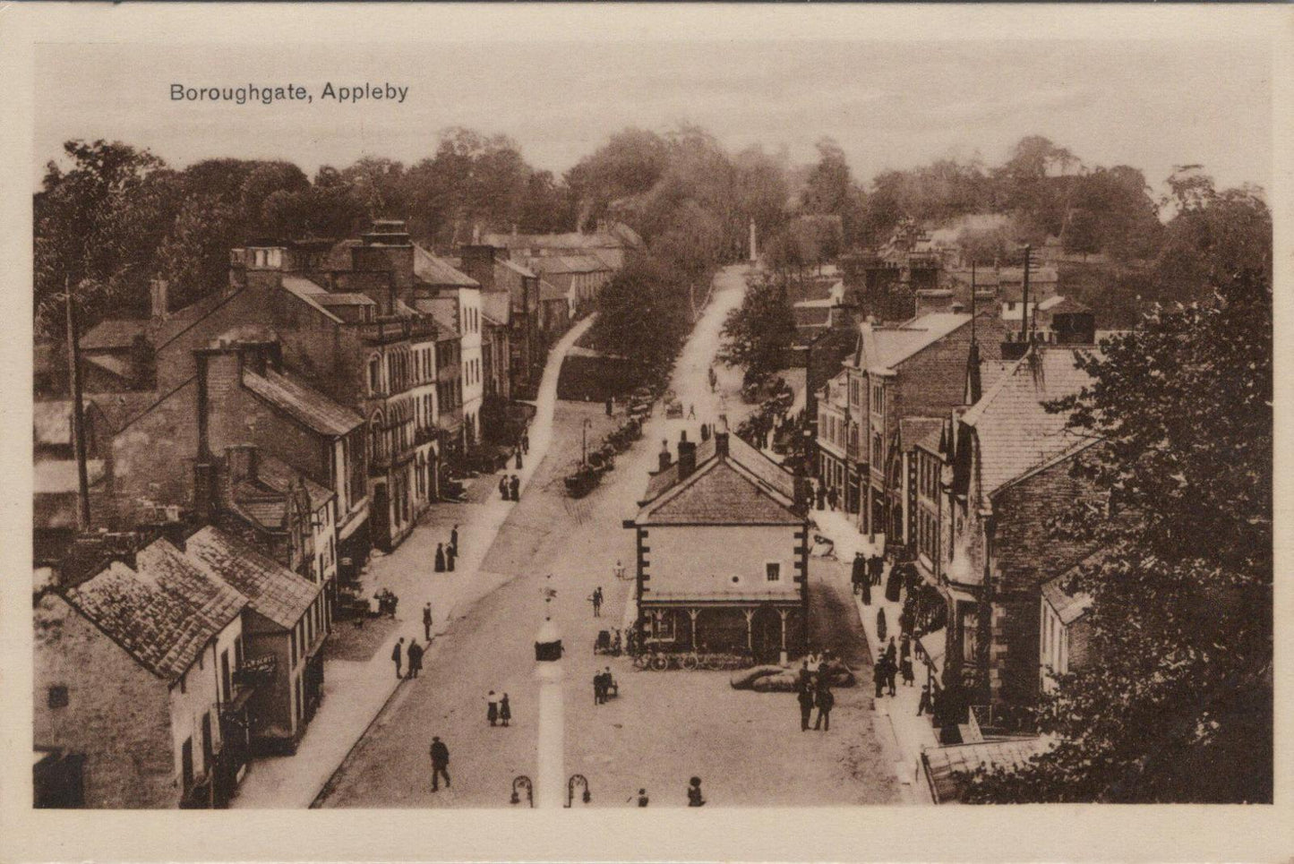 Cumbria Postcard - Boroughgate, Appleby   XT284