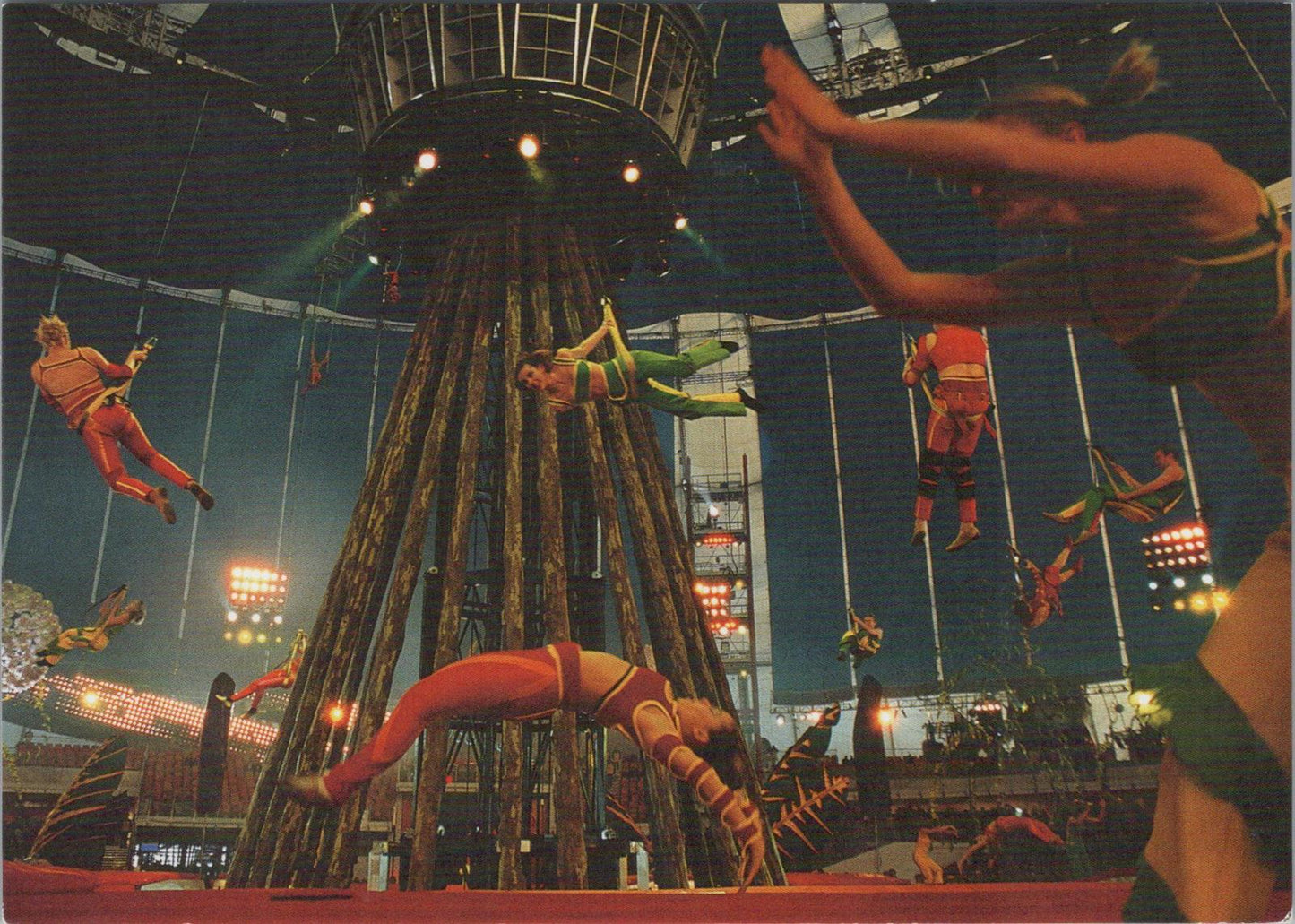 London Postcard: The Millennium Show: Trampoline, Maypole  & Dancers,2000 XT1578