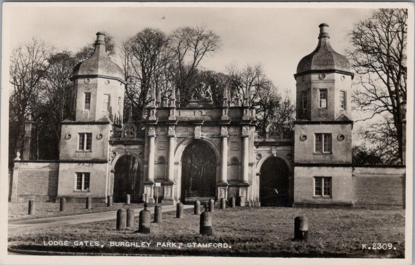 Lincolnshire Postcard: Lodge Gates, Burghley Park, Stamford XT1656