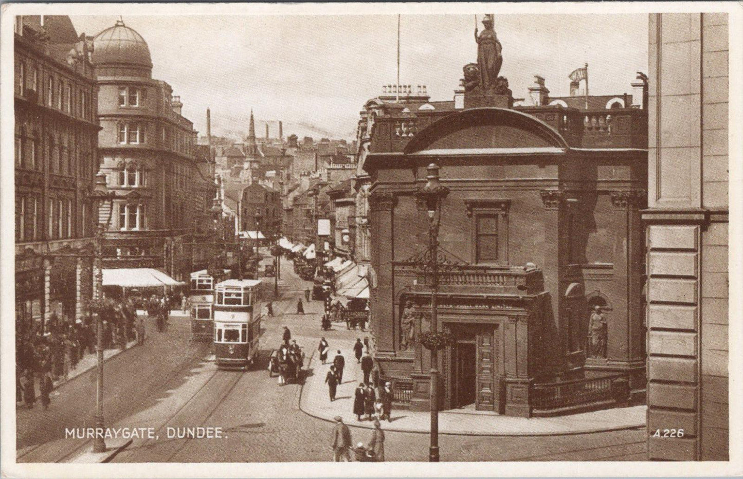 Scotland Postcard: Murraygate, Dundee, Angus  XT1665