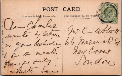 Norfolk Postcard: Oulton Broad, Wherry Hotel & County Arms, Heraldy  XT1674