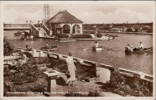 Norfolk Postcard: Ornamental Gardens & Boating Pool, Great Yarmouth XT1677