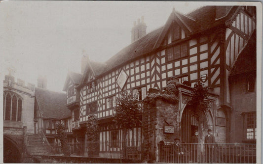 Warwickshire Postcard: Lord Leycester Hospital, Warwick, Real Photo XT1732