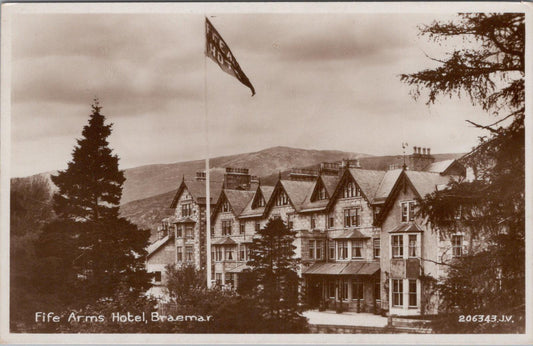 Scotland Postcard: Fife Arms Hotel, Braemar, Aberdeenshire, Real Photo XT1765