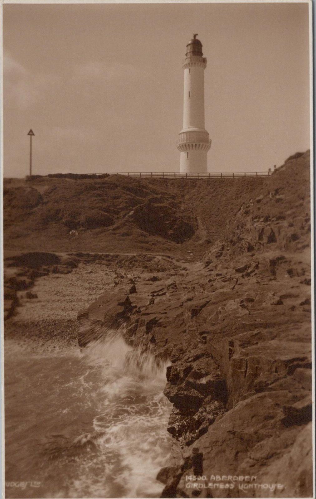 Scotland Postcard: Girdle Ness Lighthouse, Aberdeen, Aberdeenshire XT1766