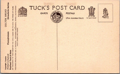 Suffolk postcard: The Wherry Hotel, Oulton Broad, near Lowestoft  XT1785