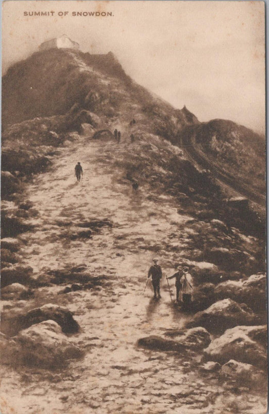 Wales Postcard: Summit of Snowdon, Caernarvonshire, Hikers  XT1822