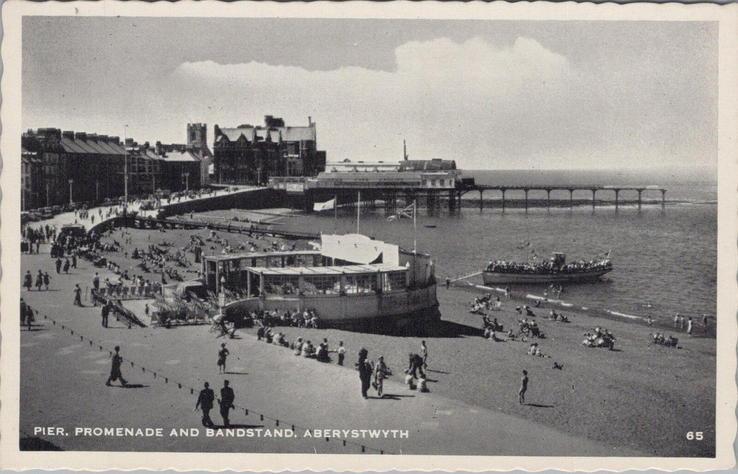 Wales Postcard: Pier, Promenade and Bandstand, Aberystwyth, Cardiganshire XT1827
