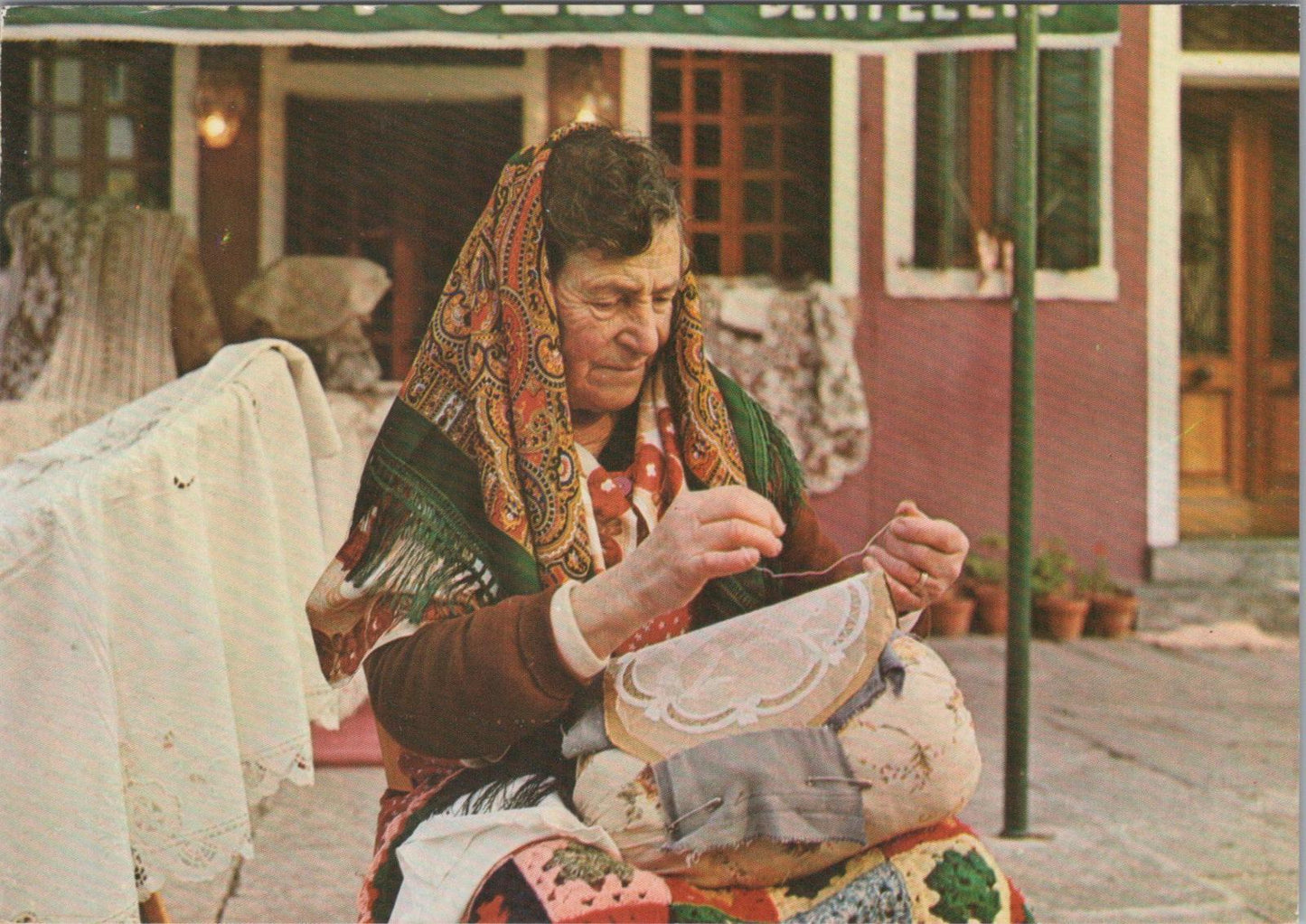 Italy Postcard - Burano Lacemaker at Work    RR23316