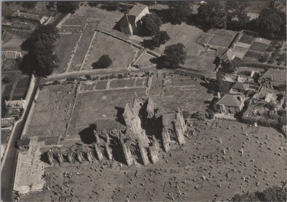 Scotland Postcard - Aerial View of Melrose Abbey, Roxburghshire RR23343
