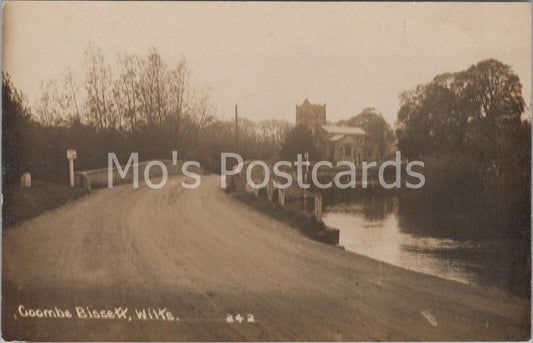 Coombe Bissett Wiltshire Postcard Vintage Wilts RPPC River Church View BT462