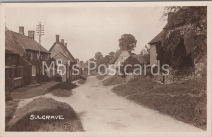 Sulgrave Village Northamptonshire Vintage Printed Postcard EE166