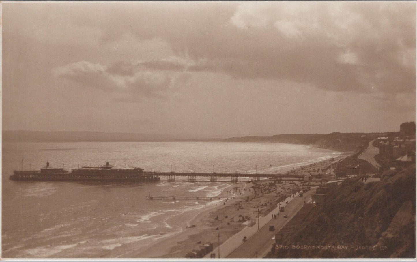 Dorset Postcard: Bournemouth Bay Pier and Promenade 1930s  XT2935
