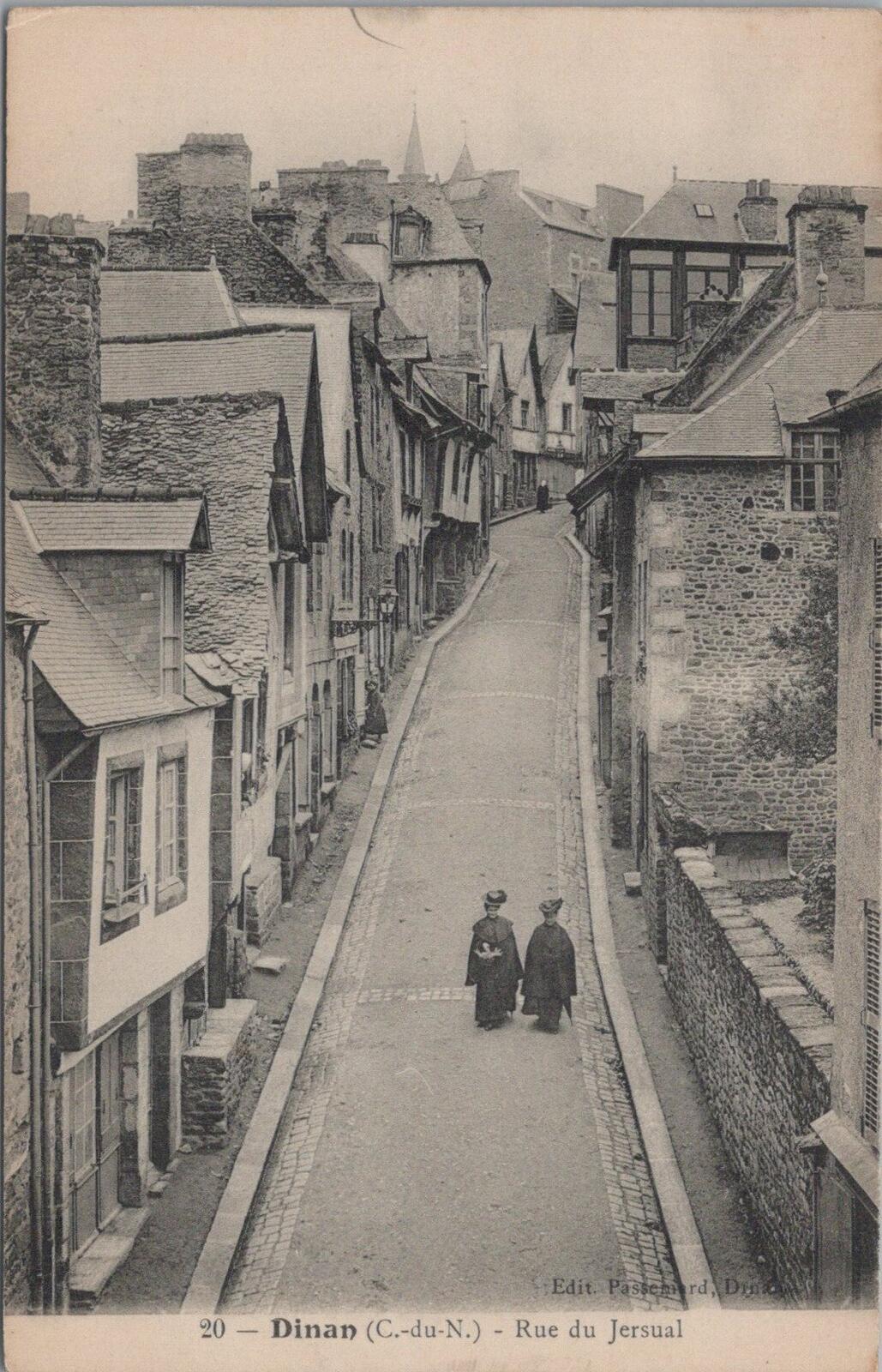France Postcard: Dinan Rue du Jersual Street Architecture 1911 XT3102