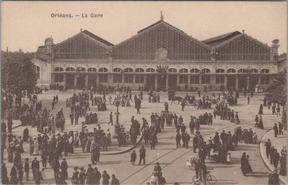 France Postcard: Orleans La Gare Train Station Place Albert 1910s XT3114