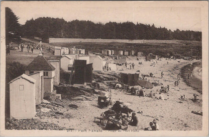 France Postcard: Port Navalo Plage de Port Blanc Beach Cabins 1937 XT3124