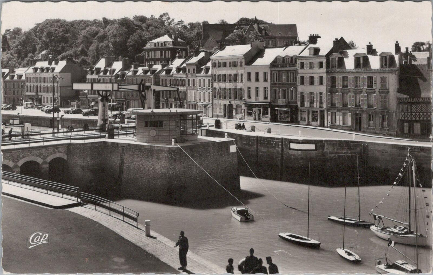 France Postcard: Saint-Valery-en-Caux Drawbridge Quayside Harbour Boats XT3349