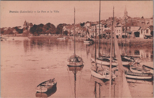 France Postcard: Pornic le Port et la Ville Harbour Castle Sailing Boats XT3358