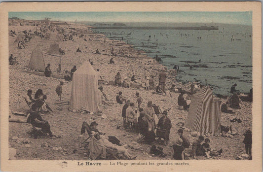 France Postcard: Le Havre la Plage Beach Tents Crowded Coastline Sea View XT3361