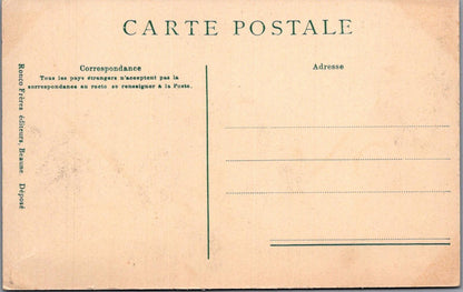France Postcard: Beaune Rampes et Esplanade des Lions People Street XT3370