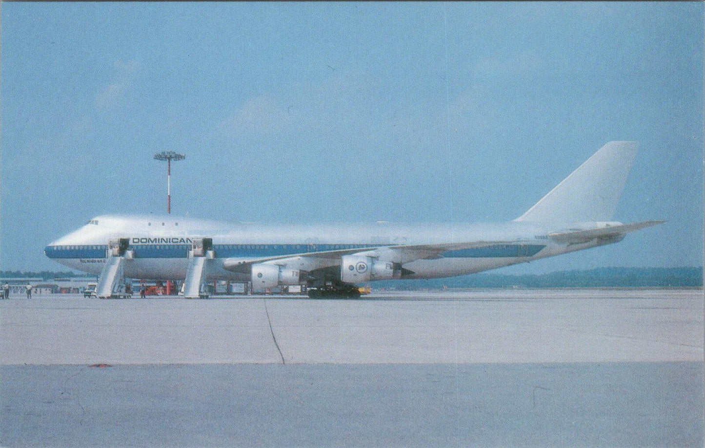 Dominican Republic Postcard: Dominicana Boeing 747-123 Jumbo Jet N9665 XT3383