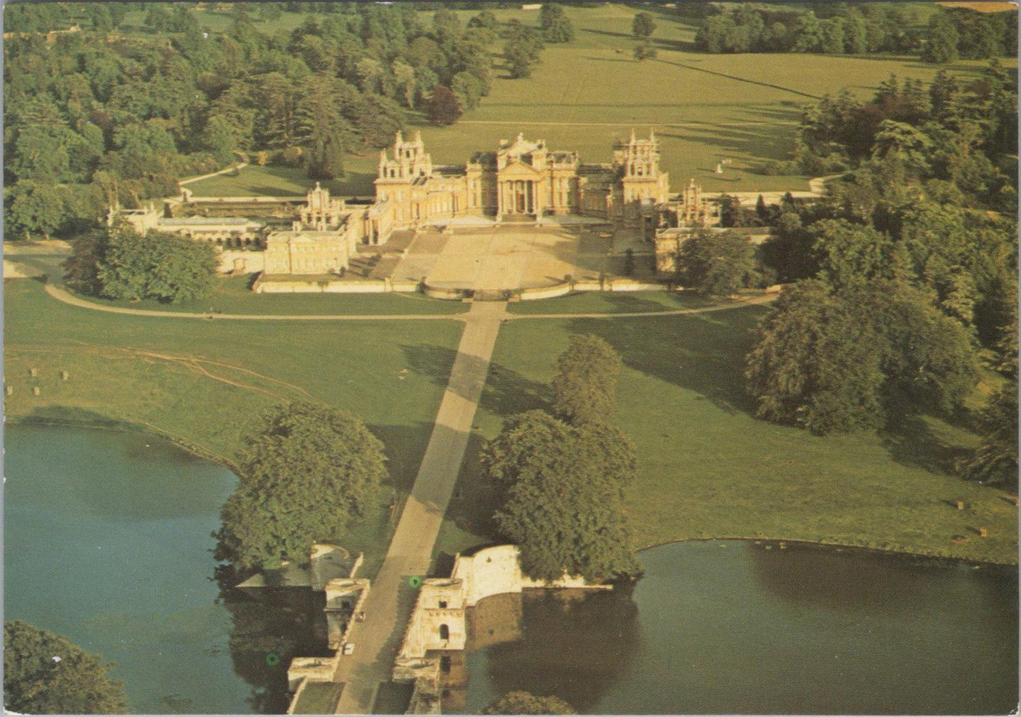 Oxfordshire Postcard - Aerial View of Blenheim Palace RR23272