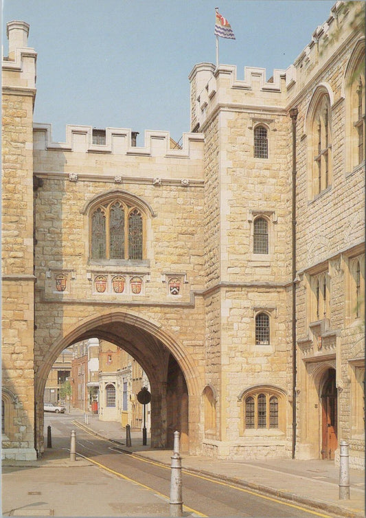 London Postcard:St John’s Gate Clerkenwell Headquarters Order of St. John XT2215