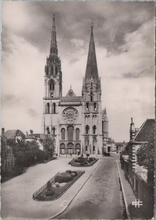 France Postcard Chartres Cathedral Real Photo Facade Eure-et-Loir XT2326