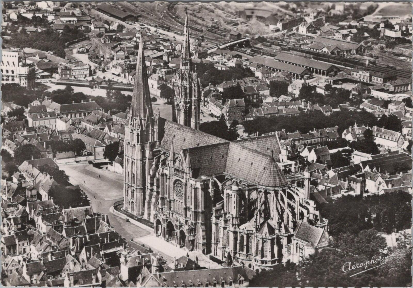 France Postcard Chartres Cathedral Aerial Real Photo Aero-Photo Paris XT2329