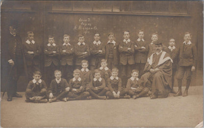 Education Postcard - Teacher & Pupils, Class D. Aug: 29. St Margaret's 1908-XT4463