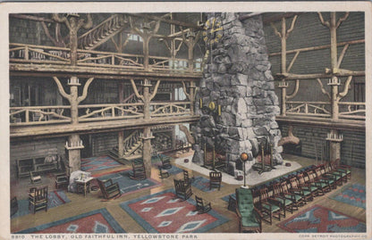 America Postcard - Old Faithful Inn in Yellowstone National Park  XT575