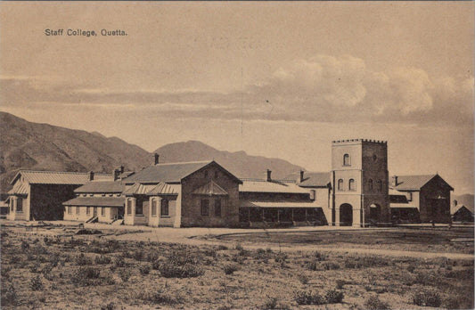 Pakistan Postcard - Command and Staff College, Quetta, Balochistan  XT580