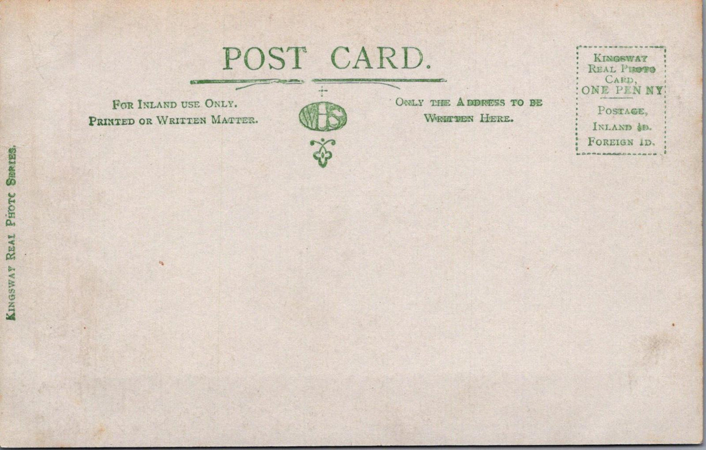 Isle of Wight Postcard - Carisbrooke Village    XT587