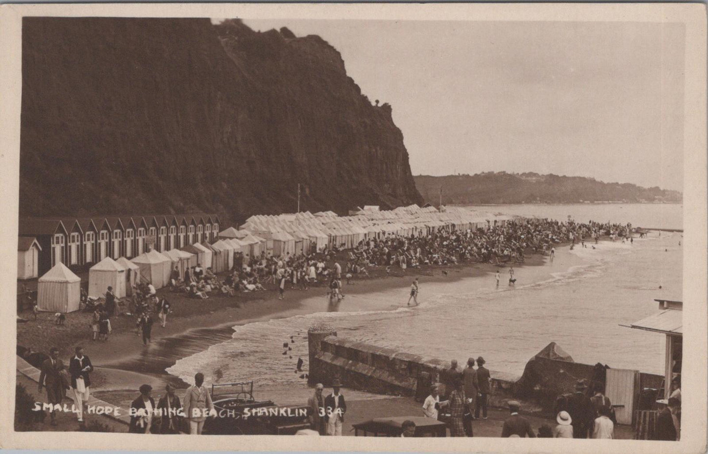 Isle of Wight Postcard - Small Hope Bathing Beach, Shanklin  XT588
