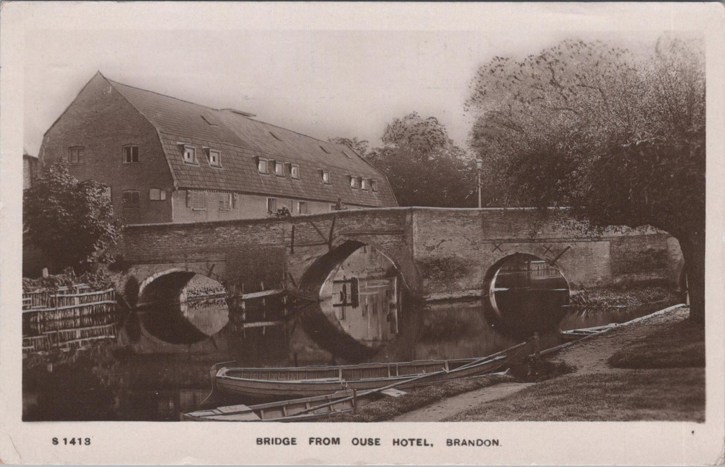 Suffolk Postcard - Bridge From Ouse Hotel, Brandon   XT603