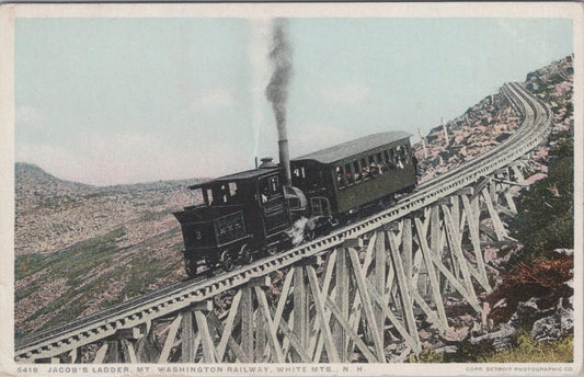 America Postcard - Mount Washington Cog Railway, White Mountains, New Hampshire XT605