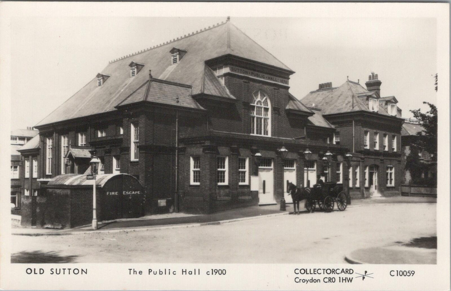 Surrey Postcard: Old Sutton Public Hall Hill Road Horse Carriage  XT3082