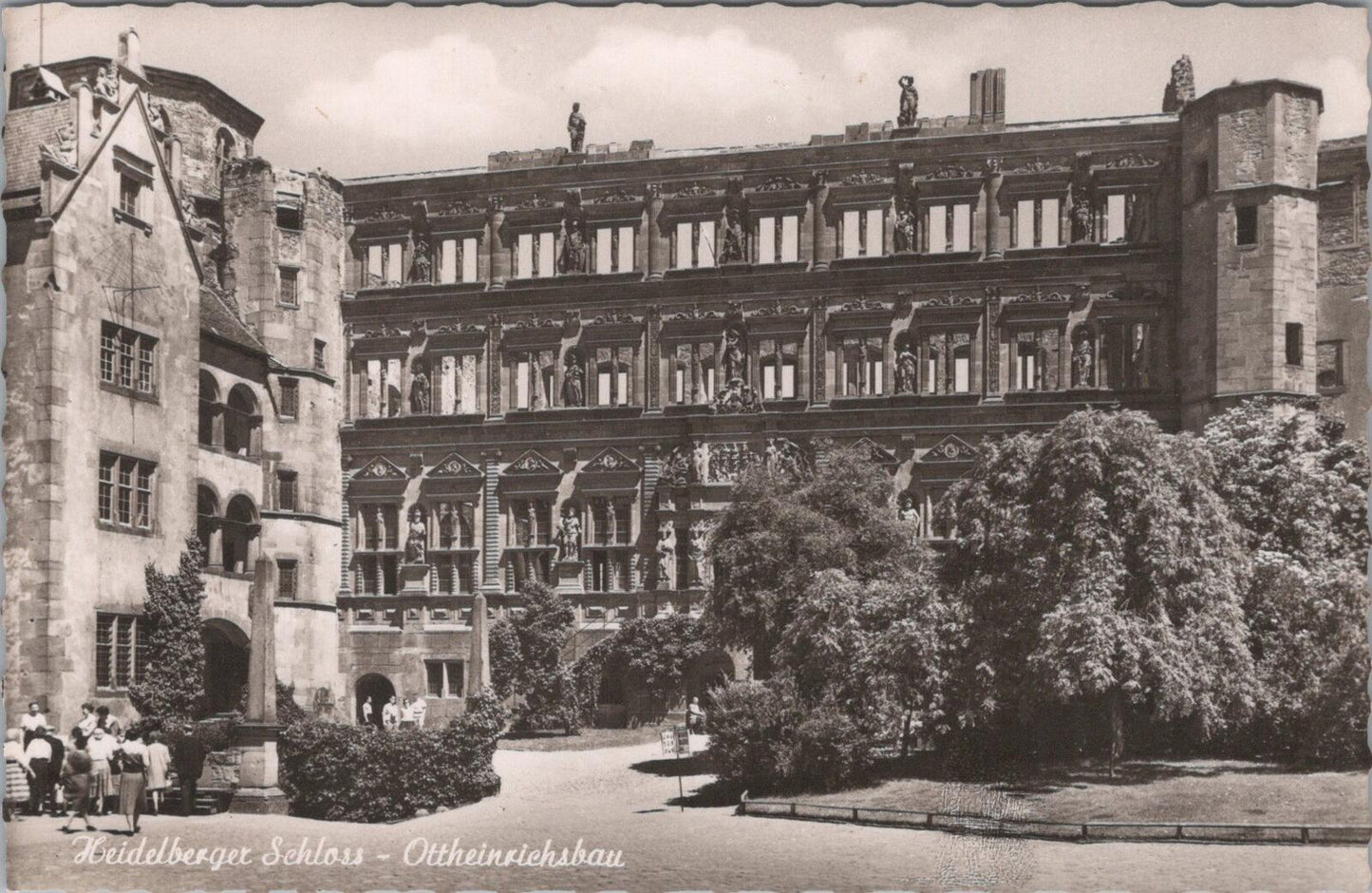 Germany Postcard: Heidelberg Castle Ottheinrichsbau Courtyard View 1950s XT3183