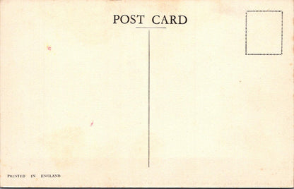 London Postcard: Derry Gardens Kensington Tudor Sundial Courtyard 1940s XT3187