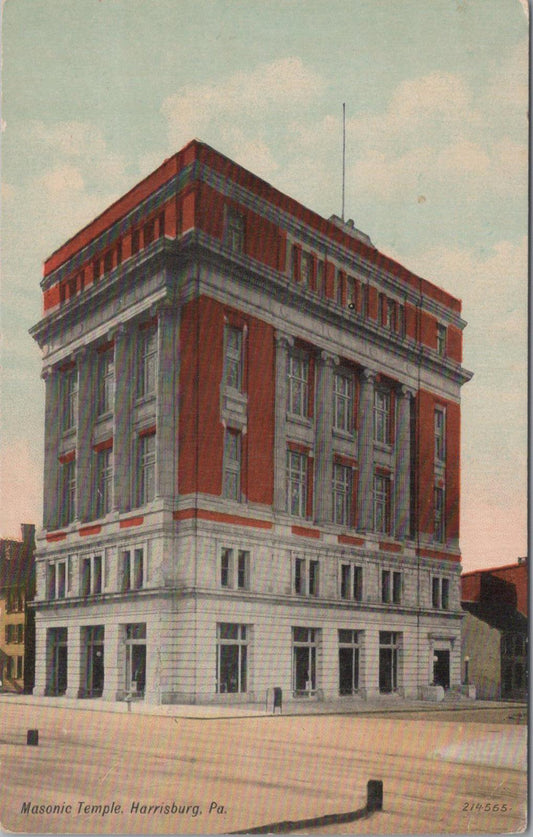 America Postcard - Masonic Temple in Harrisburg, Pennsylvania  XT990