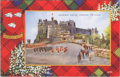 Scotland Postcard: Edinburgh Castle, Changing The Guard,Robertson,Tartan XT1010