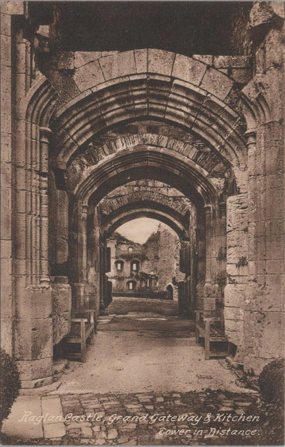 Wales Postcard: Grand Gateway & Kitchen, Raglan Castle, Monmouthshire XT1058